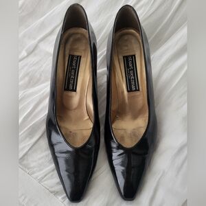 Stuart Weitzman Black Patent Leather Kitten Heels, Size 9